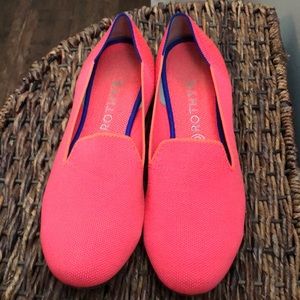 Rothy’s flamingo W12 loafers